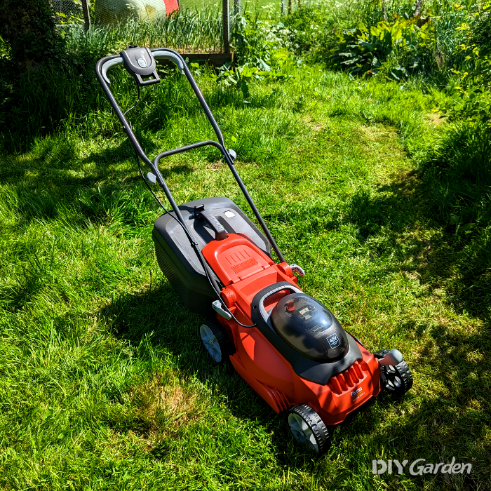 Flymo EasiStore 340R Li Cordless Rotary Lawn Mower Review - Design