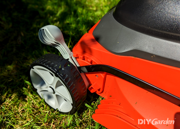 Flymo EasiStore 340R Li Cordless Rotary Lawn Mower Review - Features