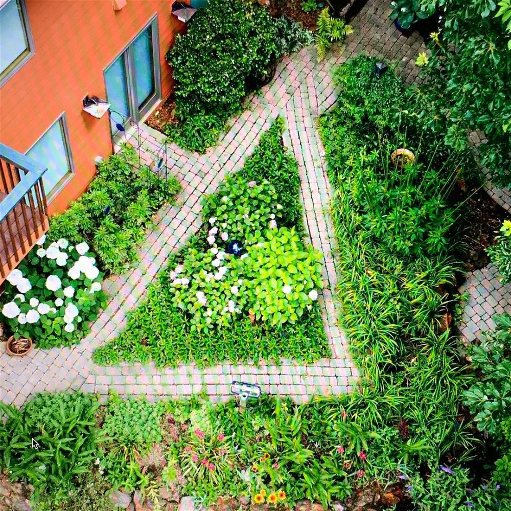 small triangle shaped garden ideas Triangular Garden Path