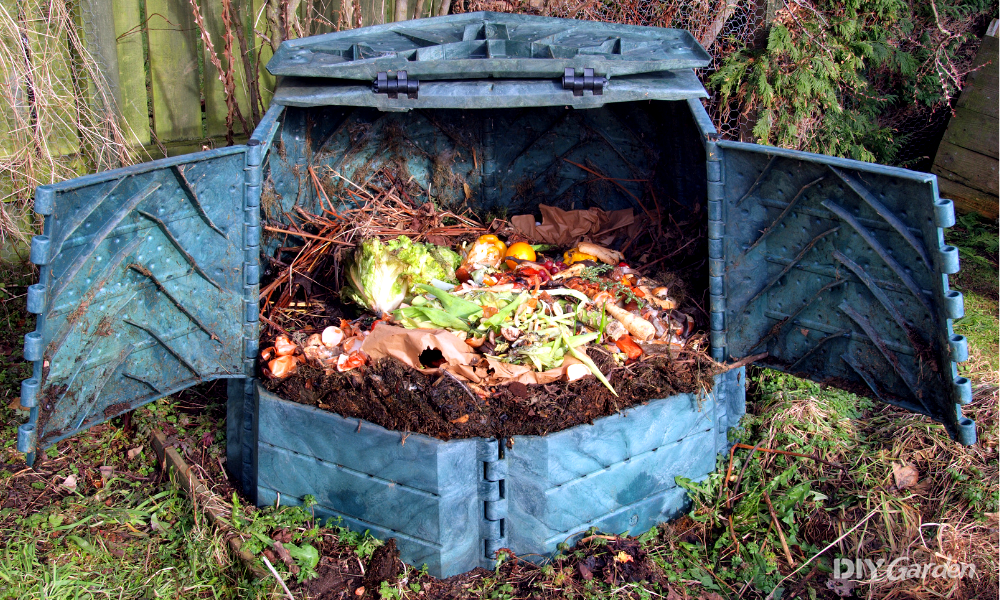 What Can I Compost 50 Items You Can & Can’t Put In Your Compost Bin